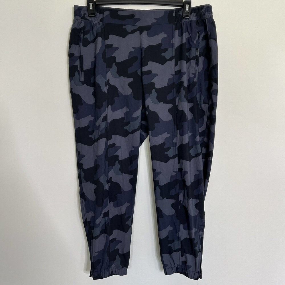 Old Navy Active Womens XL Jogger Pants Gray Camo Zip Ankle Stretch Tech Athletic